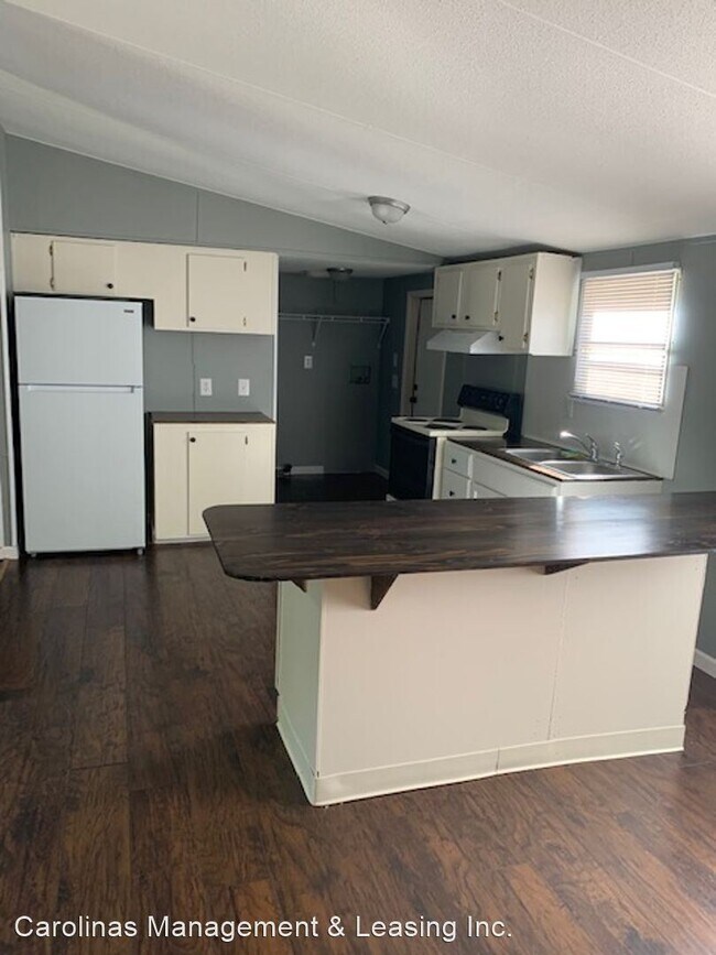 Building Photo - 3 br, 2 bath House - 142 MR Cash Dr
