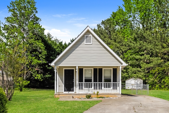 Foto principal - 104 N Main Dr