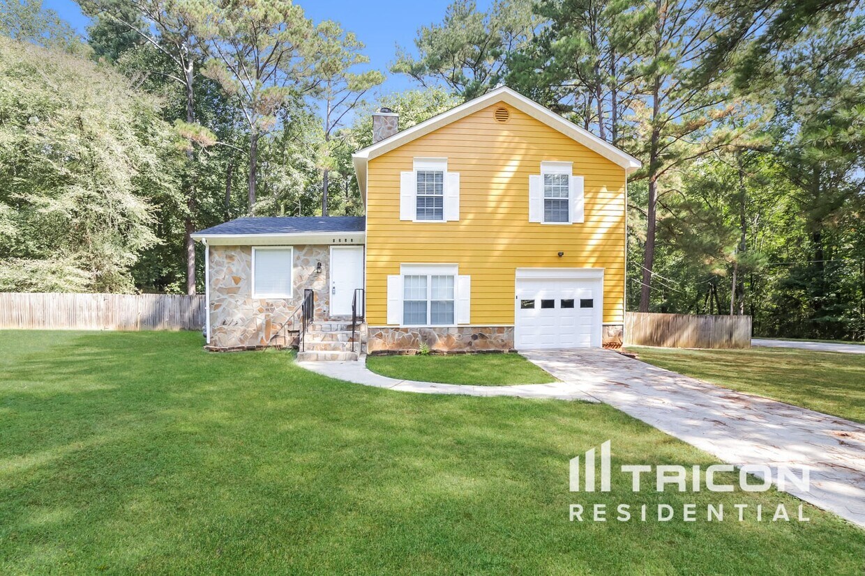 1226 Palisades Lane Ellenwood GA House Rental in Ellenwood, GA