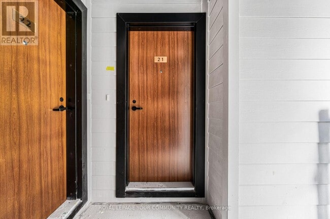 Building Photo - 117 Marydale Ave