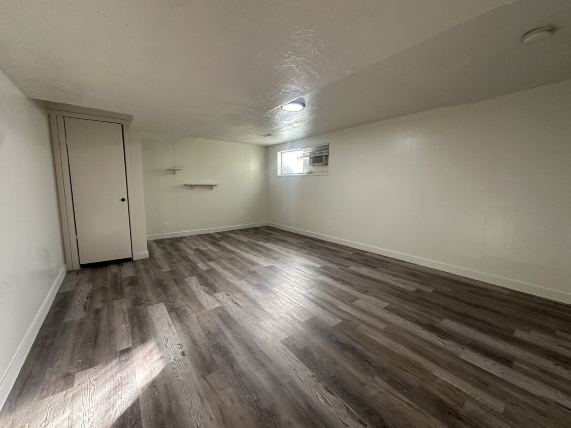 Photo - 3440 S 200 E (South Salt Lake, UT)