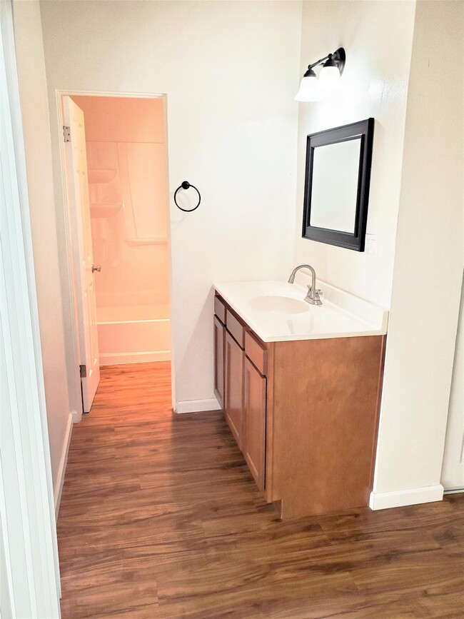 Building Photo - 5592 Clairemont Mesa Blvd