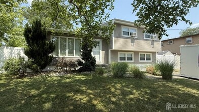Building Photo - 56 Grace Dr