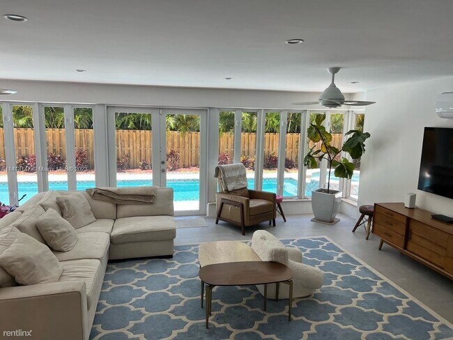 Foto del edificio - 3 br, 2 bath House - 1200 NE 92nd St