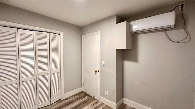 Foto del edificio - 309 Swain Blvd