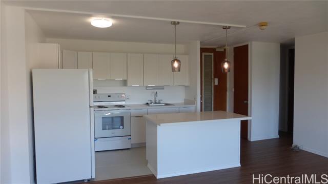 Building Photo - 1511 Nuuanu Ave