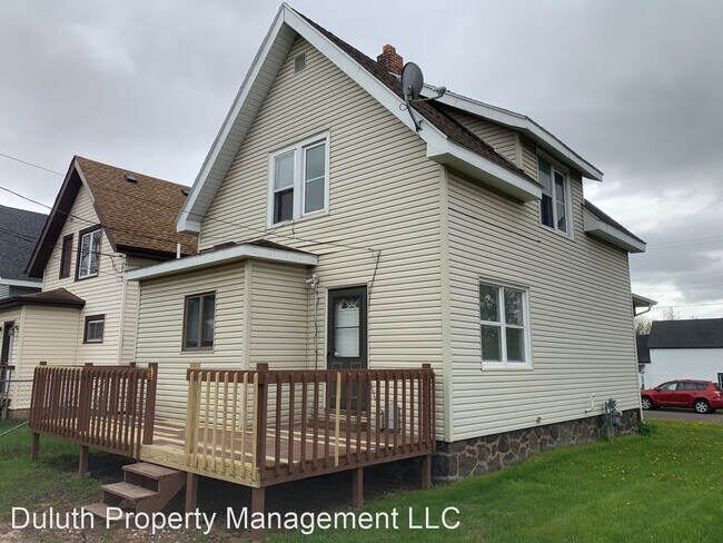 Foto del edificio - 3 br, 1 bath House - 6119 Bristol St