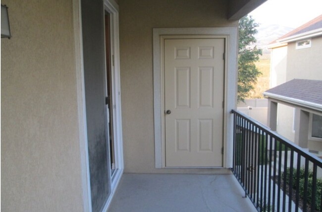 Foto del edificio - Great 2 bed, 2 bath town home in Lehi