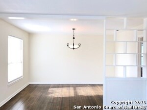 Foto del edificio - 210 Laddie Pl