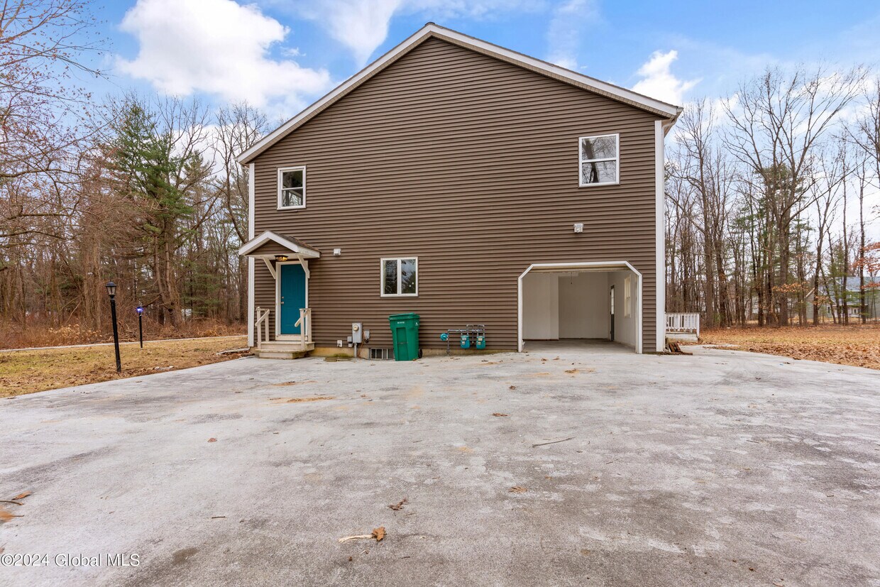 Foto principal - 291 Grooms Rd