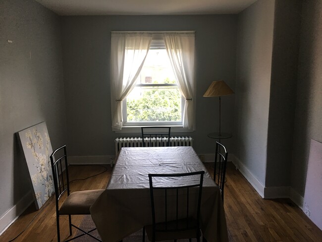 Foto del edificio - 3258 Dawson St