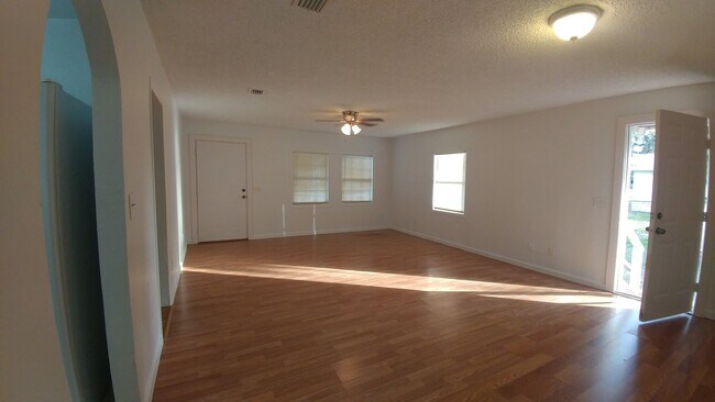 Foto del edificio - 3640 Grice St