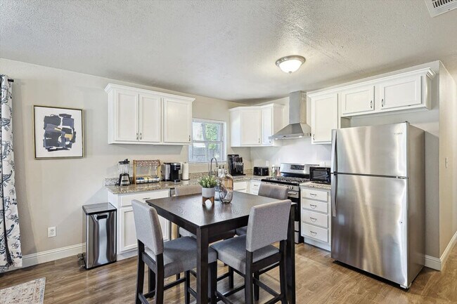 Foto del edificio - 1107 Jefferson St