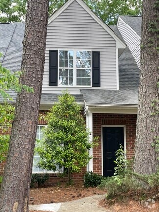 Building Photo - 2605 Broad Oaks Pl