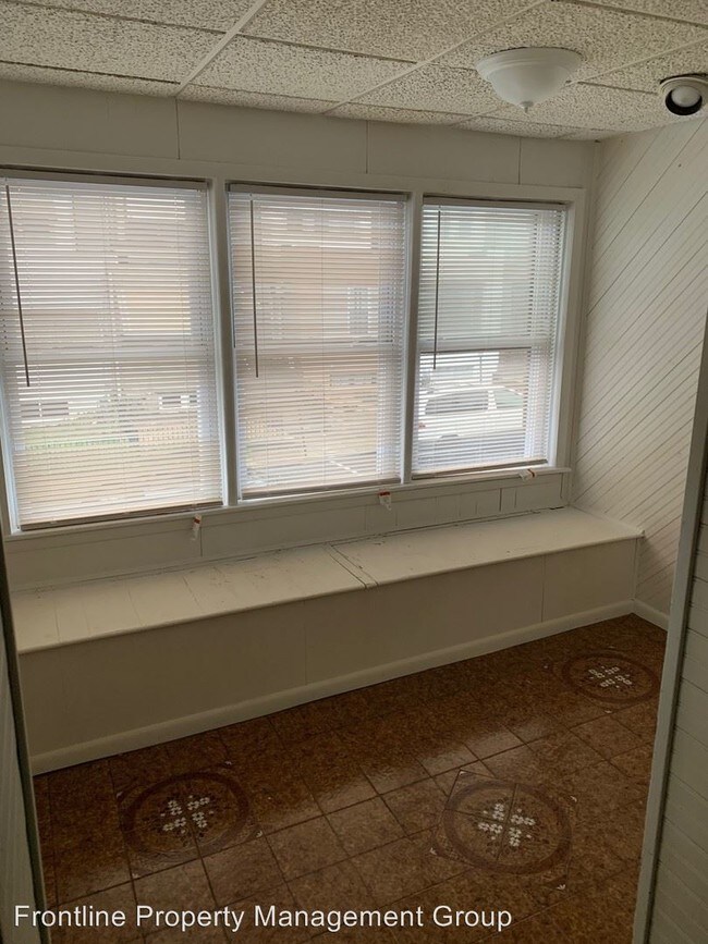 Building Photo - 3 br, 1 bath House - 42 Lamport Road