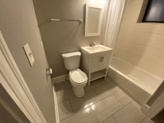 Foto del edificio - 406 W 77th St