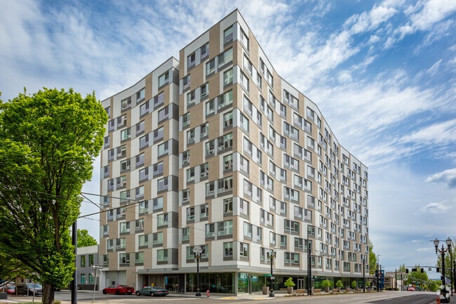 Building Photo - The Louisa Flowers