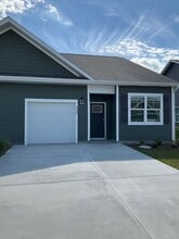 Building Photo - 4245 Hill Ln