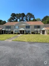 Building Photo - 1038 N Guignard Dr