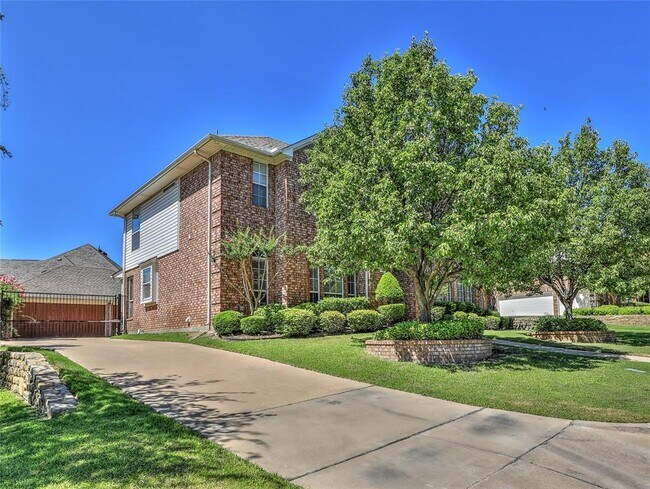 Building Photo - 6417 Fianna Hills Dr