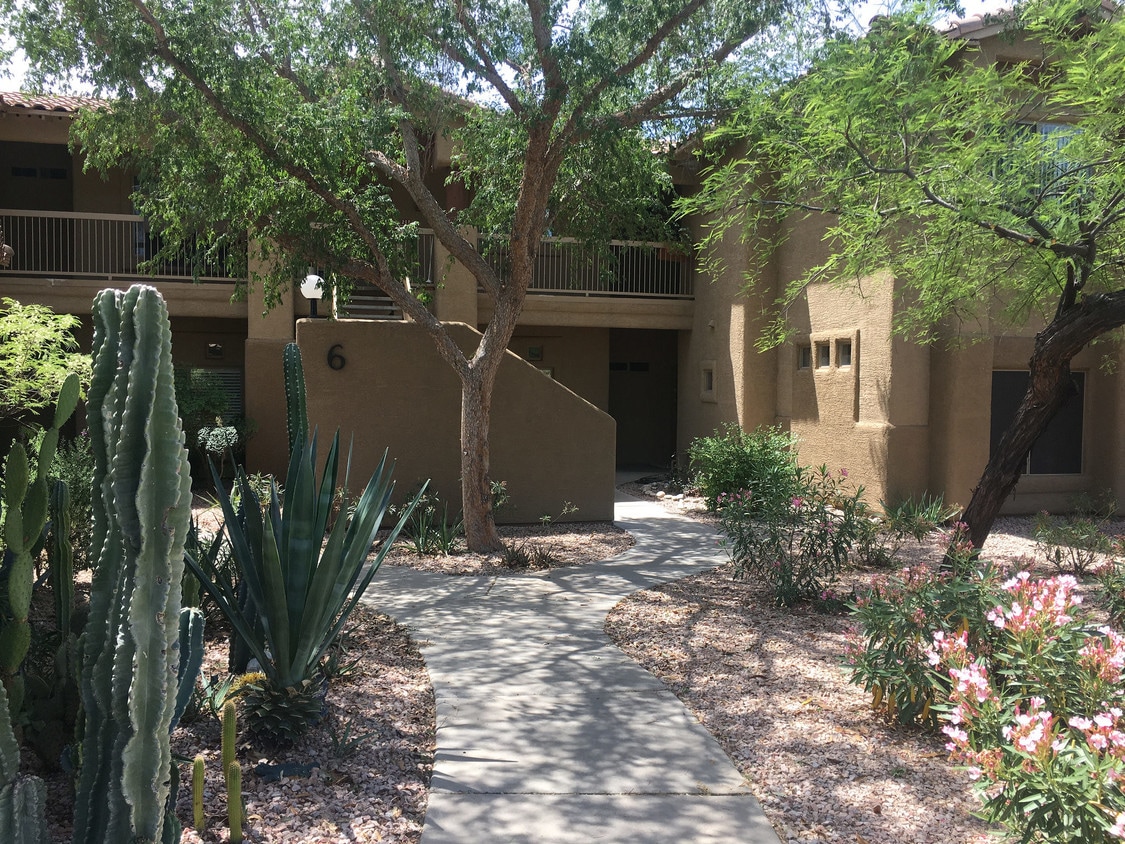 Primary Photo - 9100 E Raintree Dr