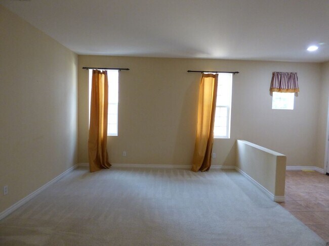 Foto del edificio - 7238 San Carmela Ct