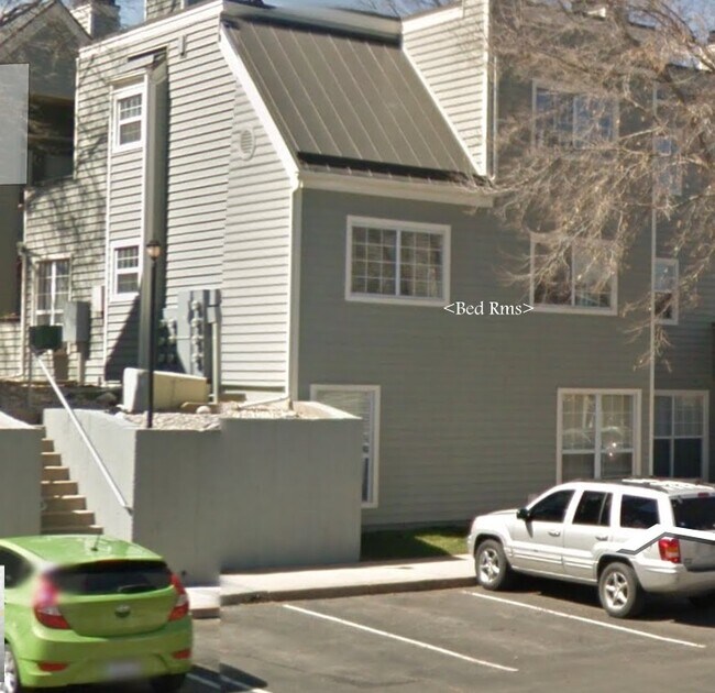 Foto del edificio - 1301 University Ave