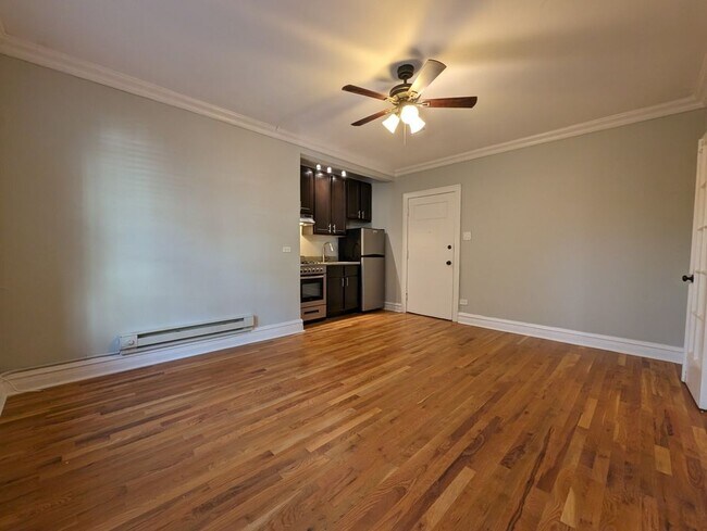 Foto del edificio - 4737 N Hermitage Ave