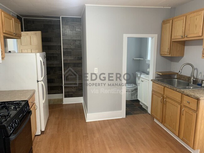 Foto del edificio - 1644 Beidler St