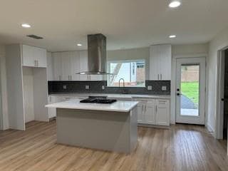 Building Photo - 8516 Contour Dr