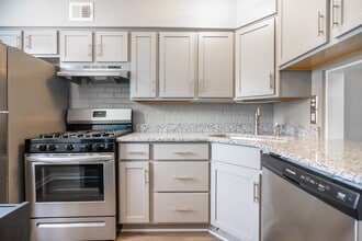 Building Photo - Georgetown