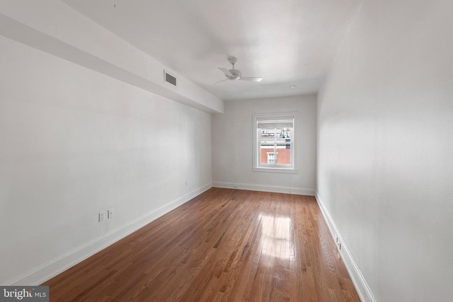 Building Photo - 1810 Spruce St