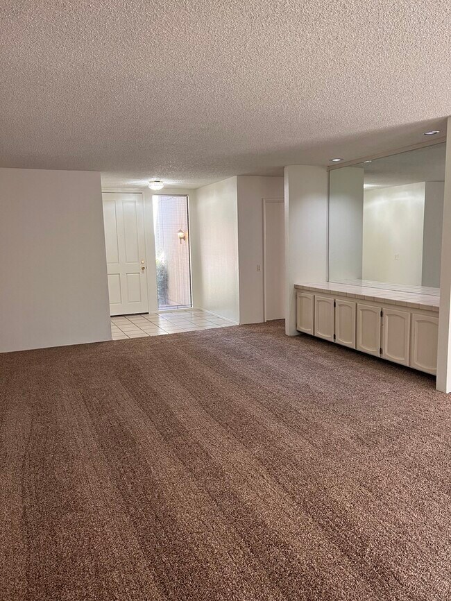 Foto del edificio - 4745 Olive Oak Way