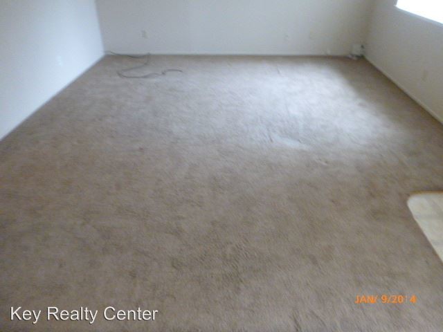 Building Photo - 9500 Emerald Park Dr