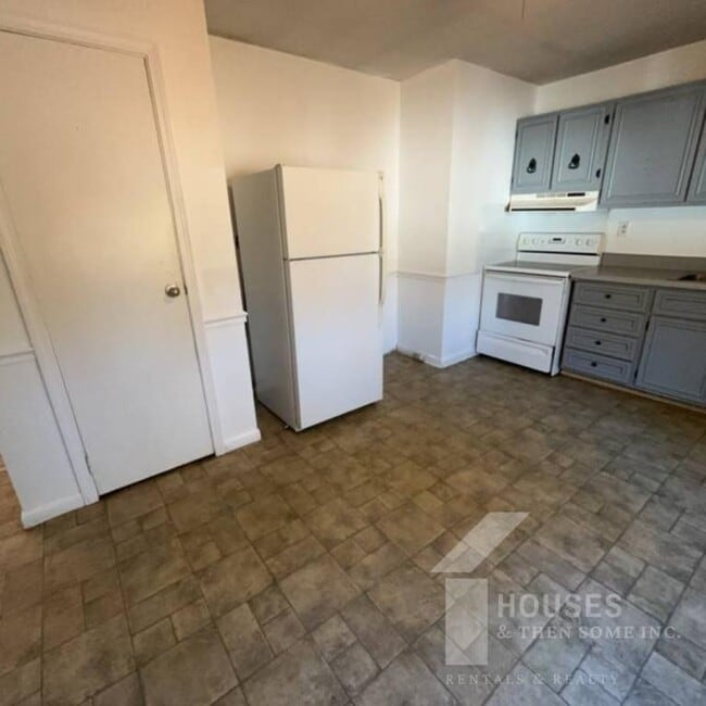 Foto del edificio - 113 Susan Ave