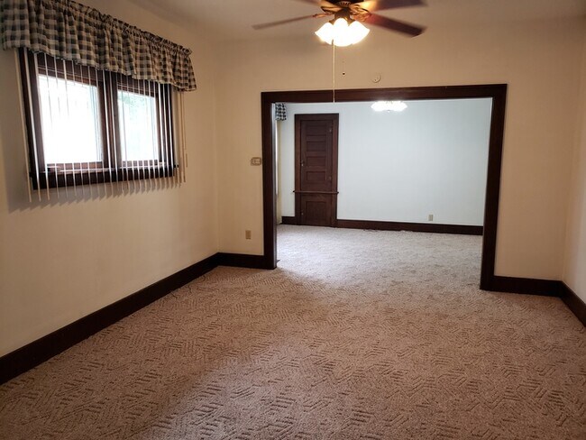 Foto del edificio - 719 S Grange Ave