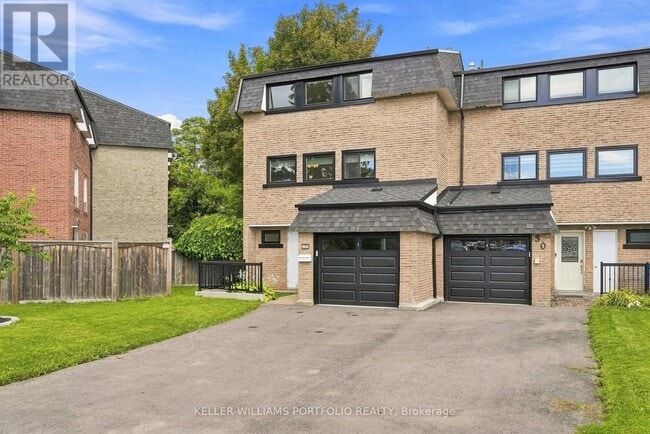 Building Photo - 32 Henderson Dr