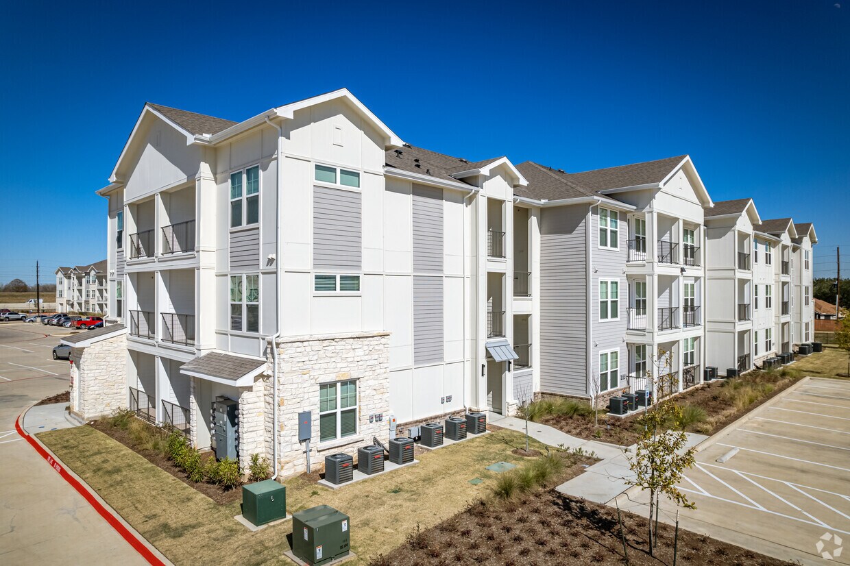 Lakeview at Westpark 18313 Fm 1093 Richmond, TX Apartments for Rent in Richmond