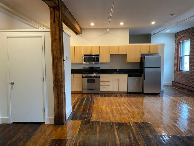 Building Photo - 781 Tremont St