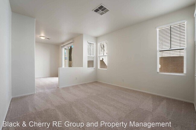Foto del edificio - 4 br, 3 bath House - 4331 Bassae Temple Ave