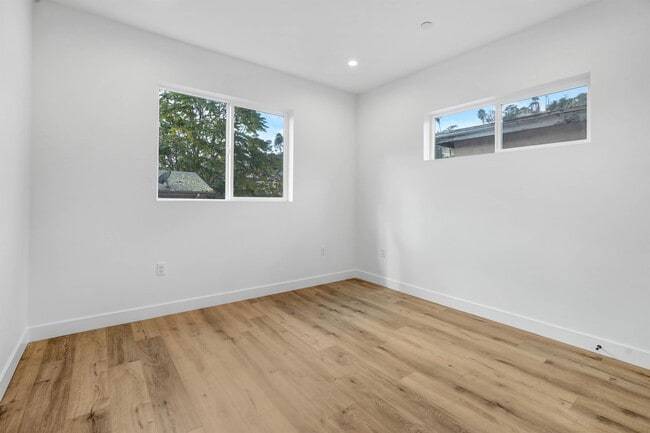 Building Photo - 4440 Turquoise St