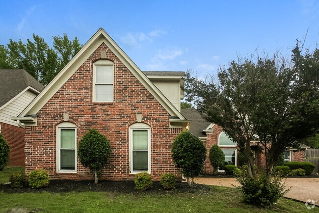 Building Photo - 9336 Starcross Ave