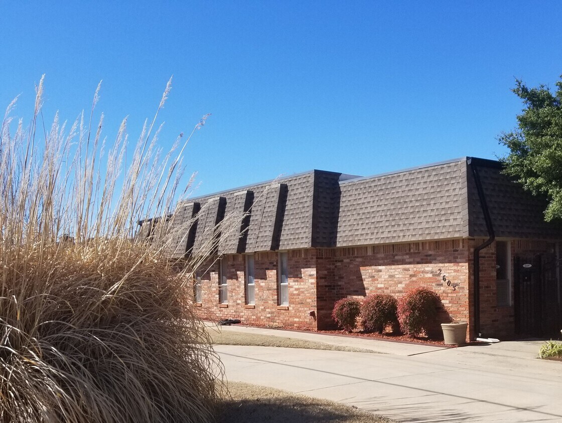 Building Photo - 2607 NW 50th St