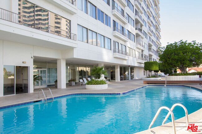 Foto del edificio - 10501 Wilshire Blvd
