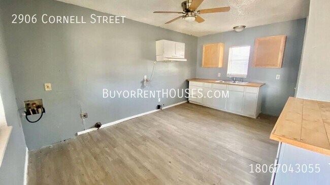 Foto del edificio - Handyman Special $99 Move in + Admin Fee /...