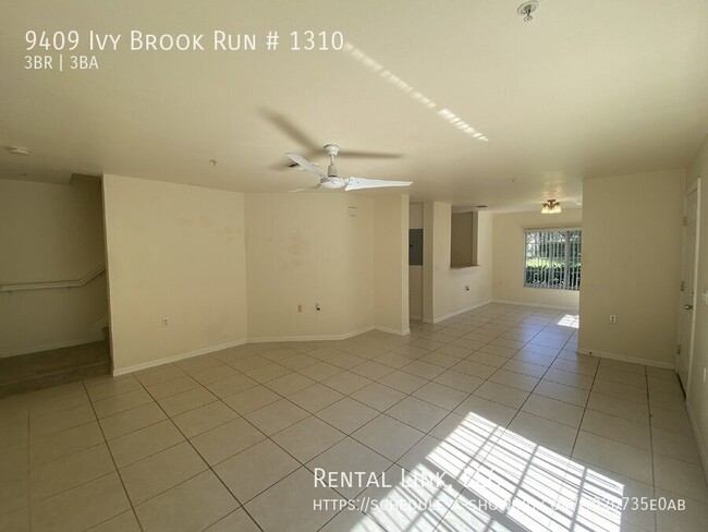 Foto del edificio - 9409 Ivy Brook Run