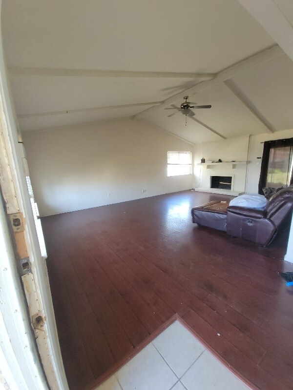 Foto del edificio - 2118 Cedarcrest Dr