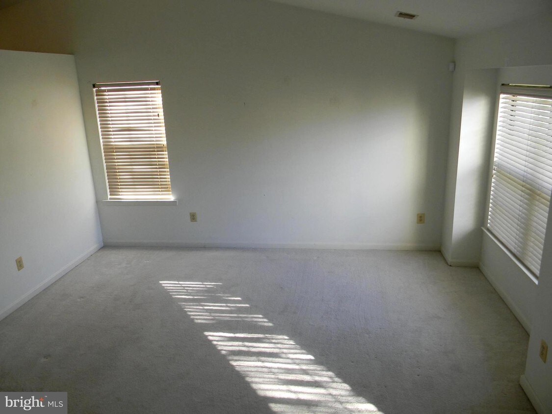 Primary Photo - 6303 Grimsby Ct