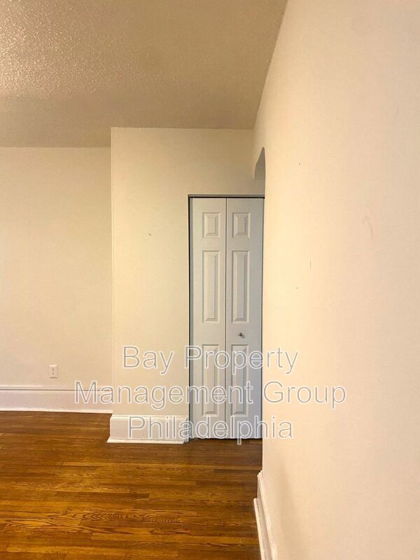 Foto del edificio - 2809 W Queen Ln