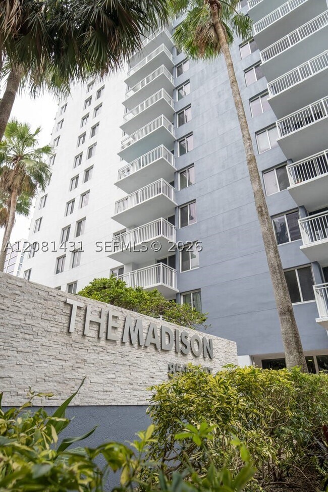 Foto del edificio - 800 N Miami Ave